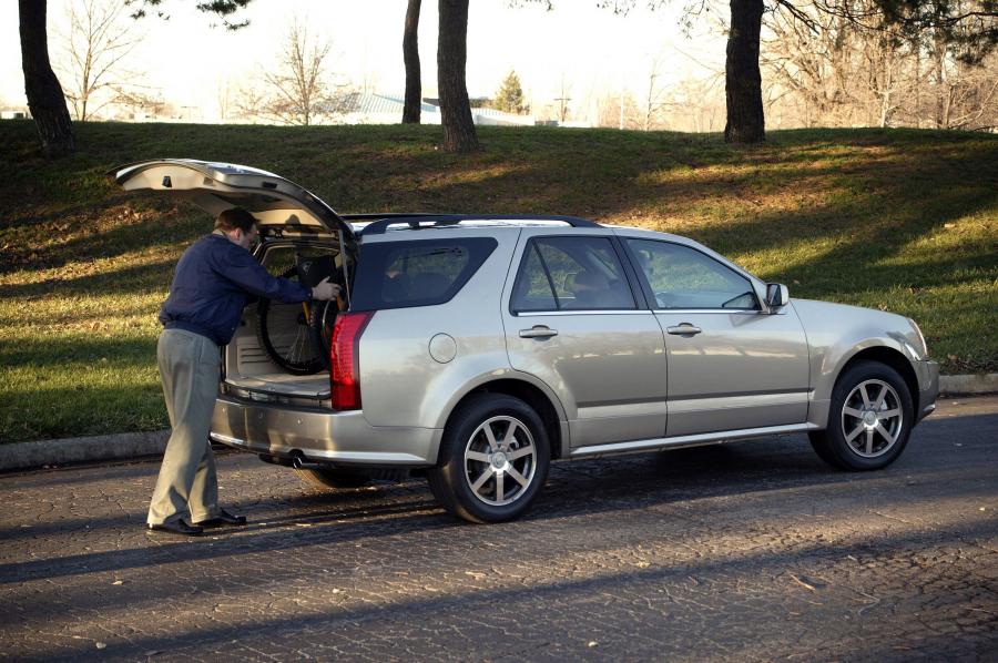  Cadillac SRX 2004 года  (фото 74 из 103)